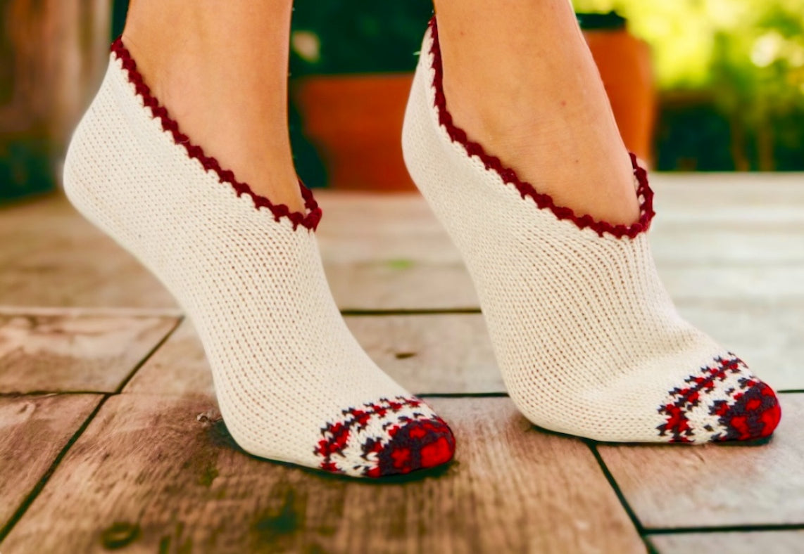 Hand-Knitted Wool Slippers for Women SCB-328