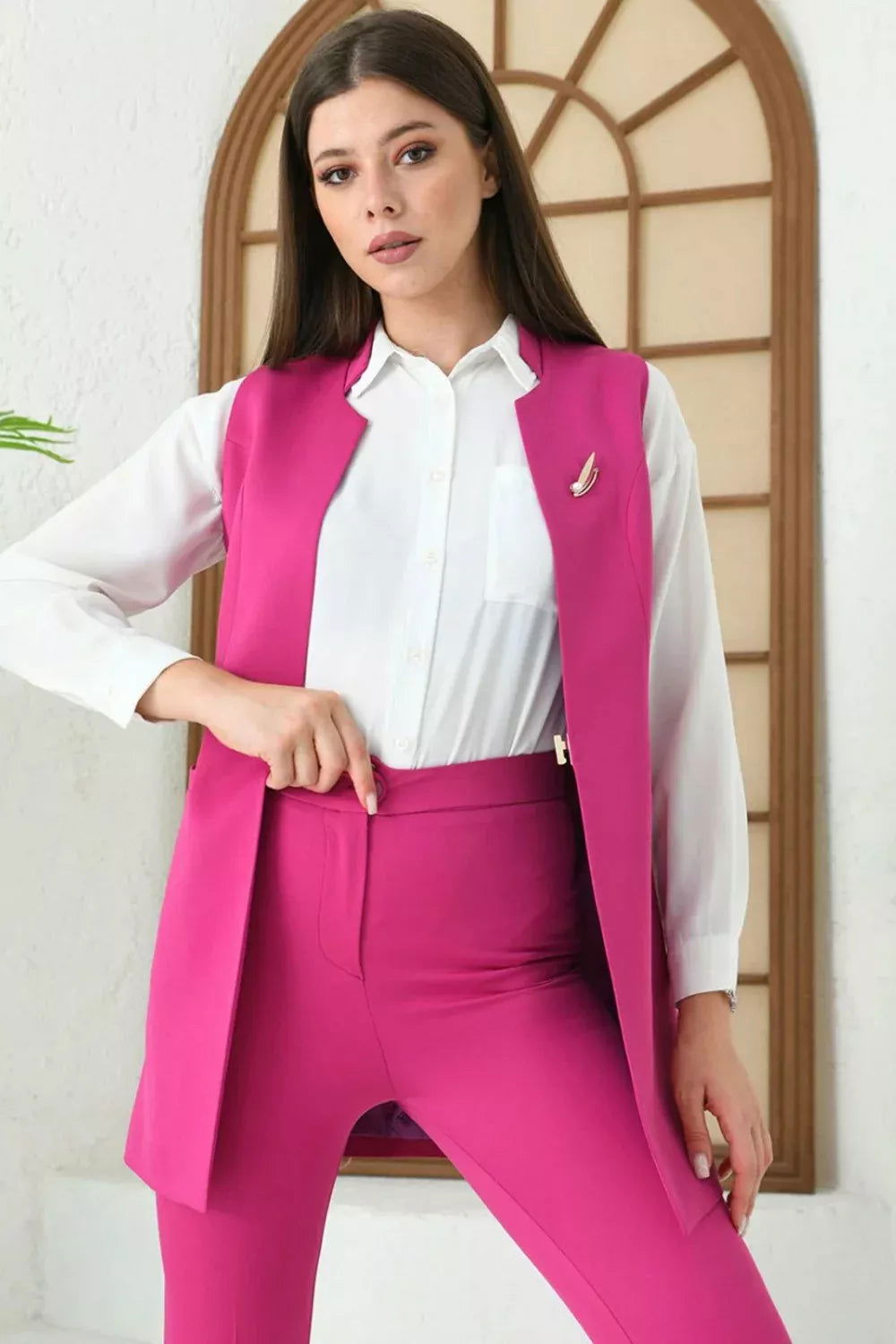 Agraph Detail Vest Suit Fuchsia 