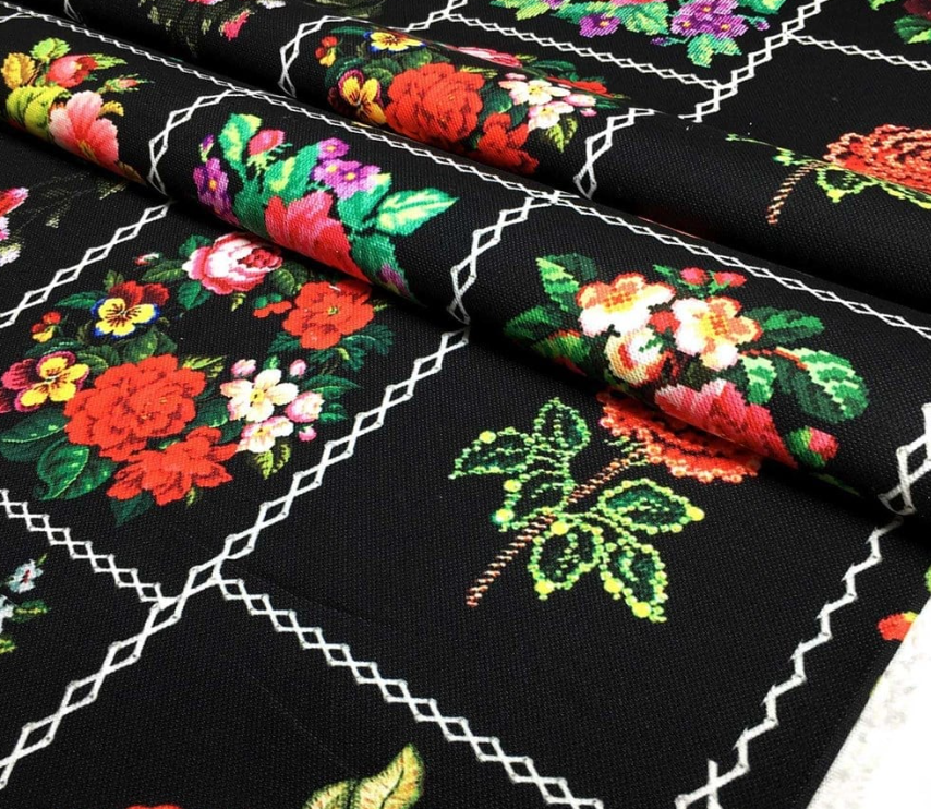 Black Background Cross-Stitch Flower Fabric SCB-426 