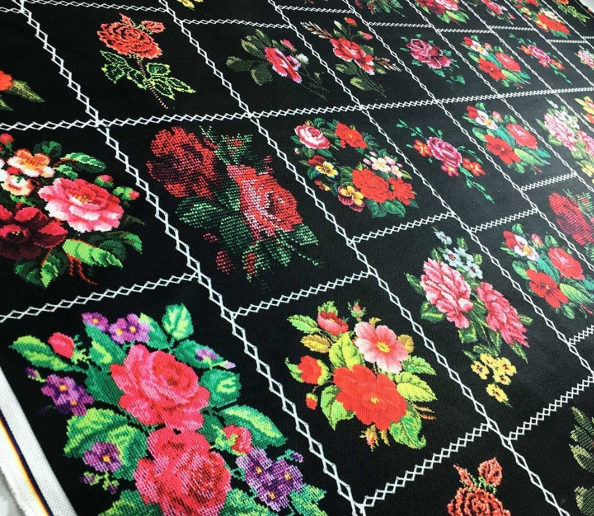 Black Background Cross-Stitch Flower Fabric SCB-426 