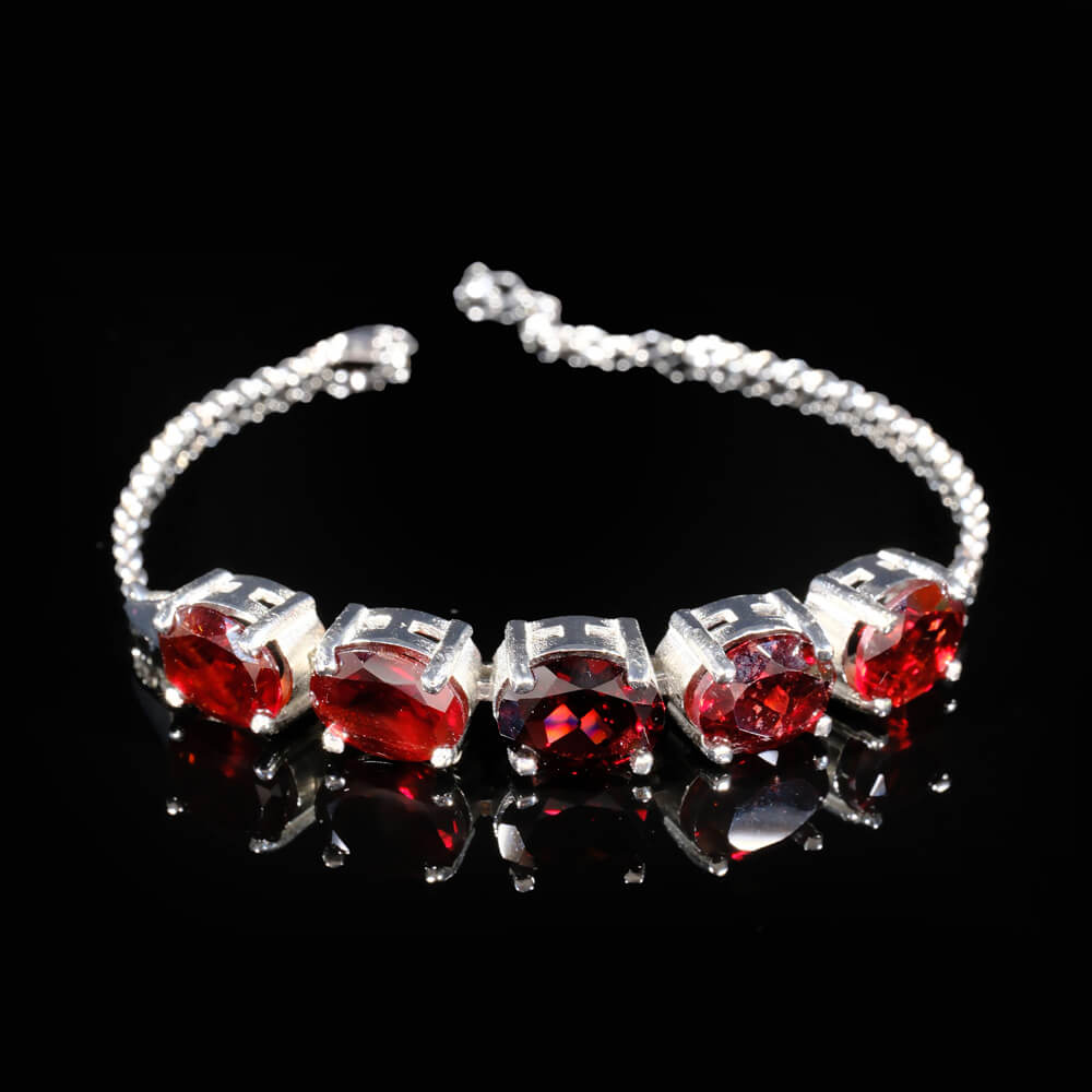 Garnet (Lal) Gemstone Silver Bracelet SCB-018 