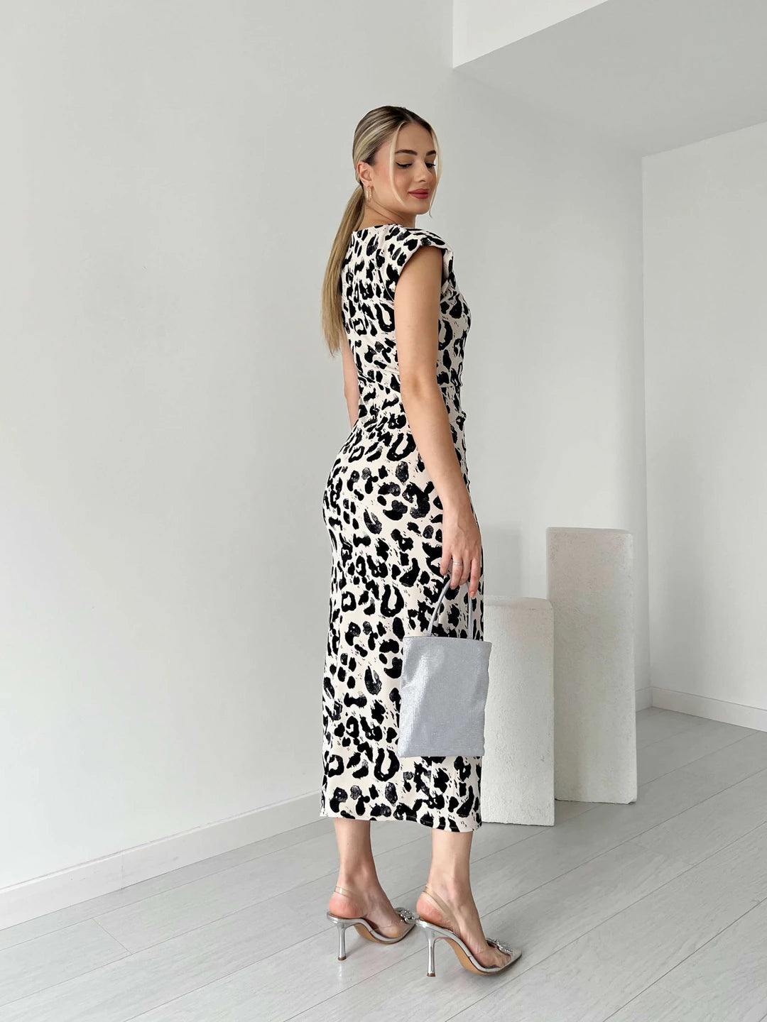 Stingray Leopard Print Dress-Black 