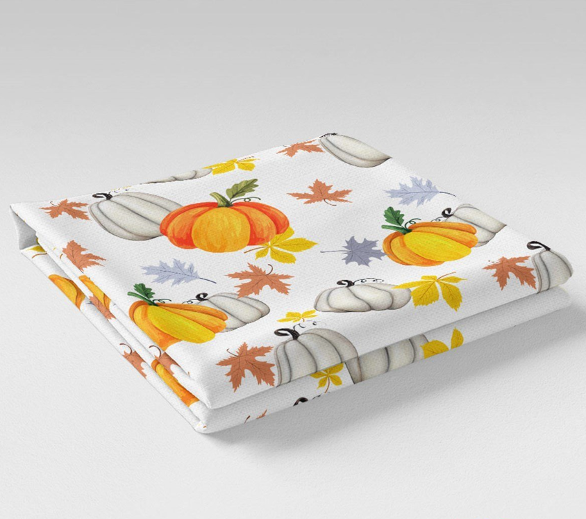 White Background Pumpkin Patterned Fabric SCB032 