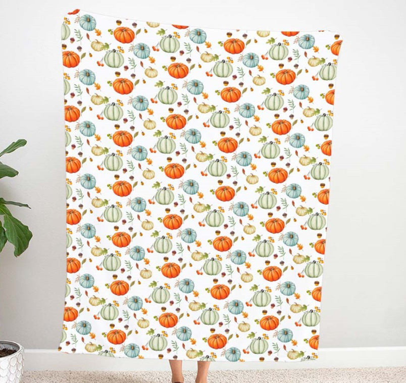 White Background Pumpkin Patterned Fabric SCB035 